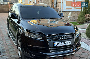 Внедорожник / Кроссовер Audi Q7 2007 в Вараше