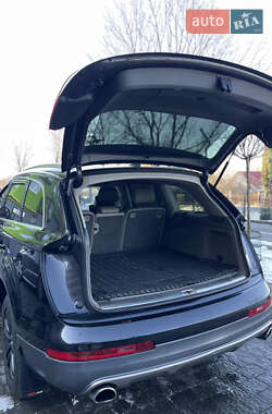 Внедорожник / Кроссовер Audi Q7 2009 в 