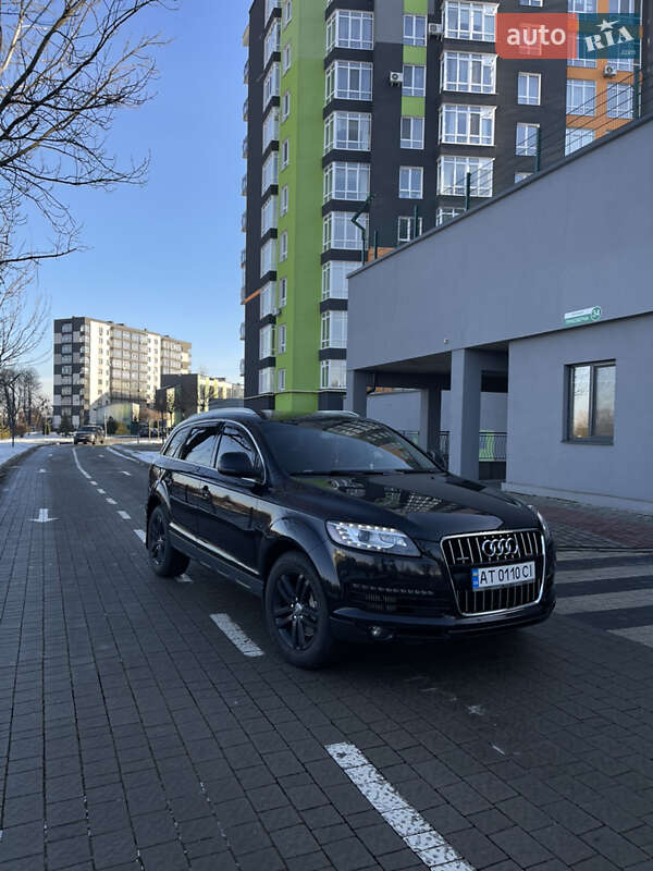 Внедорожник / Кроссовер Audi Q7 2009 в 