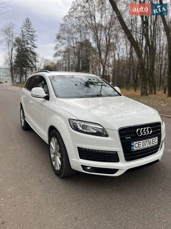 Позашляховик / Кросовер Audi Q7 2009 в Чернівцях