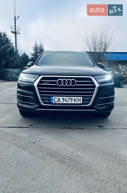 Позашляховик / Кросовер Audi Q7 2015 в Умані