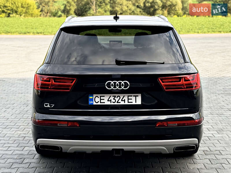 Позашляховик / Кросовер Audi Q7 2019 в Чернівцях