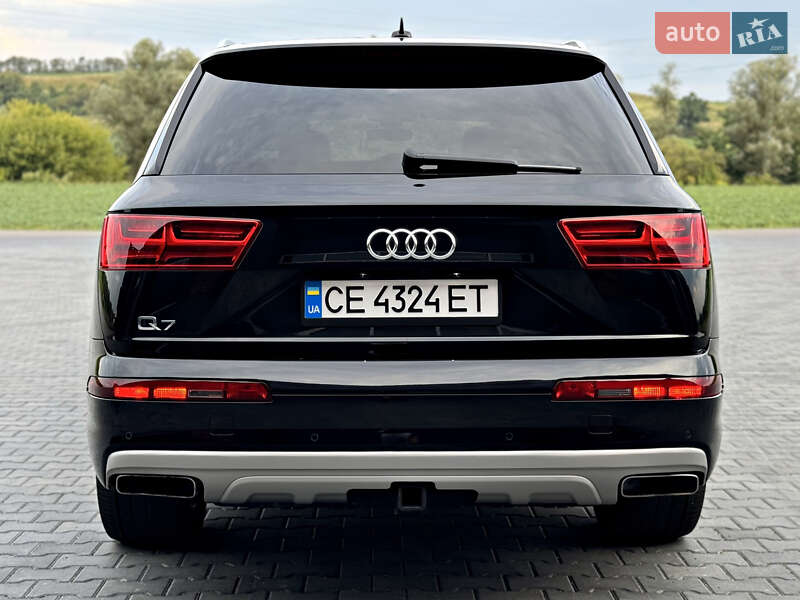 Позашляховик / Кросовер Audi Q7 2019 в Чернівцях