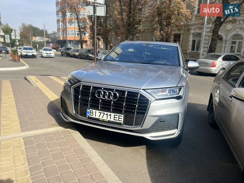 Внедорожник / Кроссовер Audi Q7 2016 в Полтаве фото 14 Внедорожник / Кроссовер Audi Q7 2016 в Полтаве