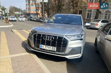 Позашляховик / Кросовер Audi Q7 2016 в Полтаві