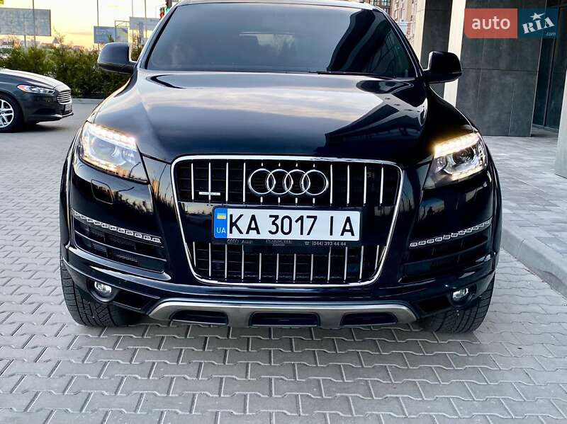 Внедорожник / Кроссовер Audi Q7 2014 в Киеве
