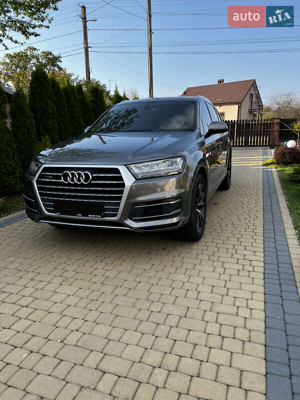 Внедорожник / Кроссовер Audi Q7 2016 в Львове фото 8 Внедорожник / Кроссовер Audi Q7 2016 в Львове