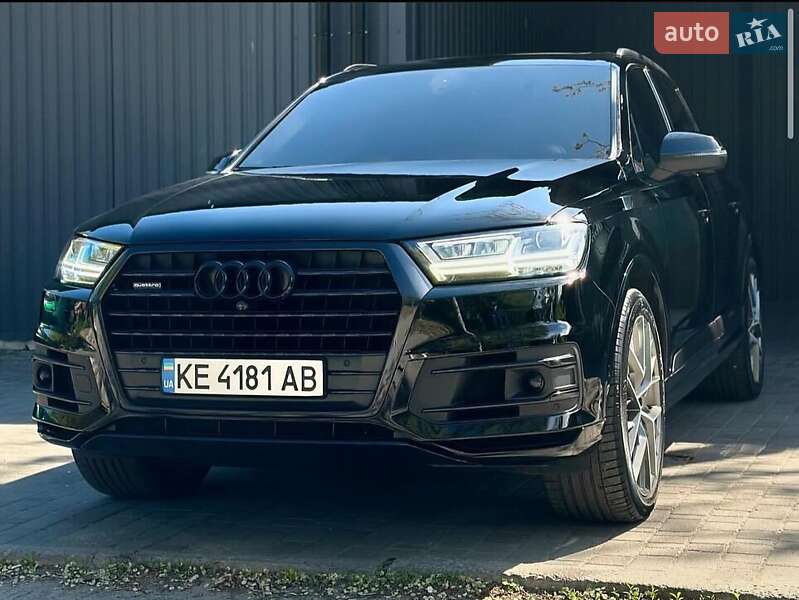 Внедорожник / Кроссовер Audi Q7 2017 в Львове