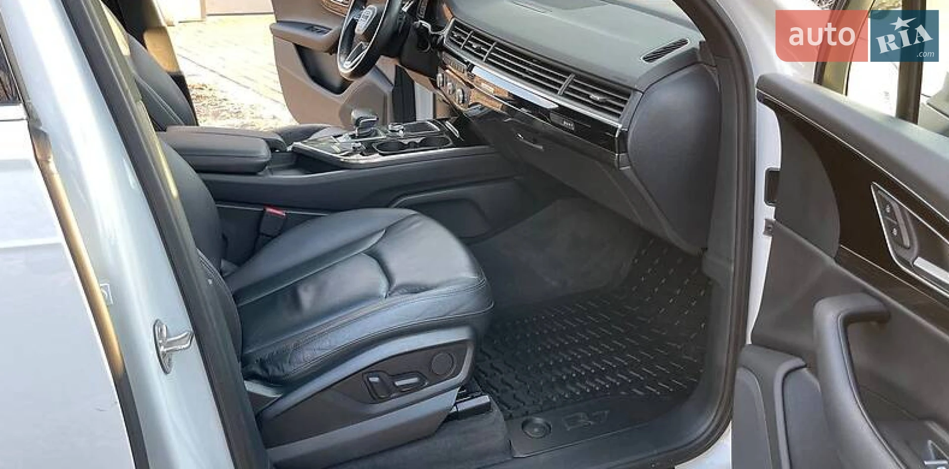 2016 Audi Q7 - мініатюра 27