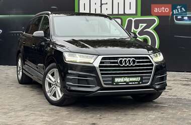 Позашляховик / Кросовер Audi Q7 2015 в Києві