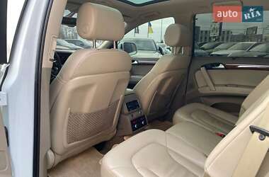 Внедорожник / Кроссовер Audi Q7 2013 в 
