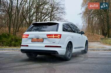 Позашляховик / Кросовер Audi Q7 2015 в Черкасах