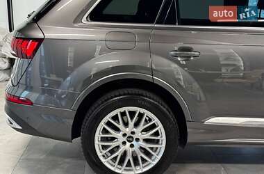 Позашляховик / Кросовер Audi Q7 2020 в Львові