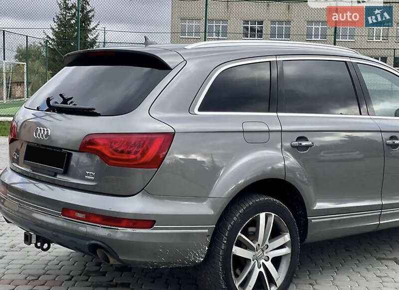 Позашляховик / Кросовер Audi Q7 2011 в Самборі