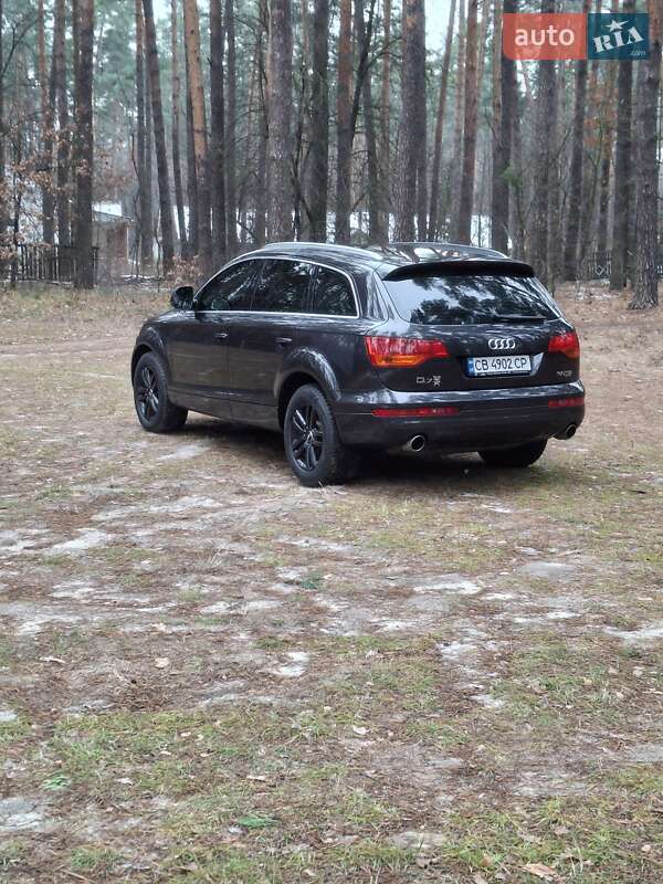 Позашляховик / Кросовер Audi Q7 2009 в Ніжині