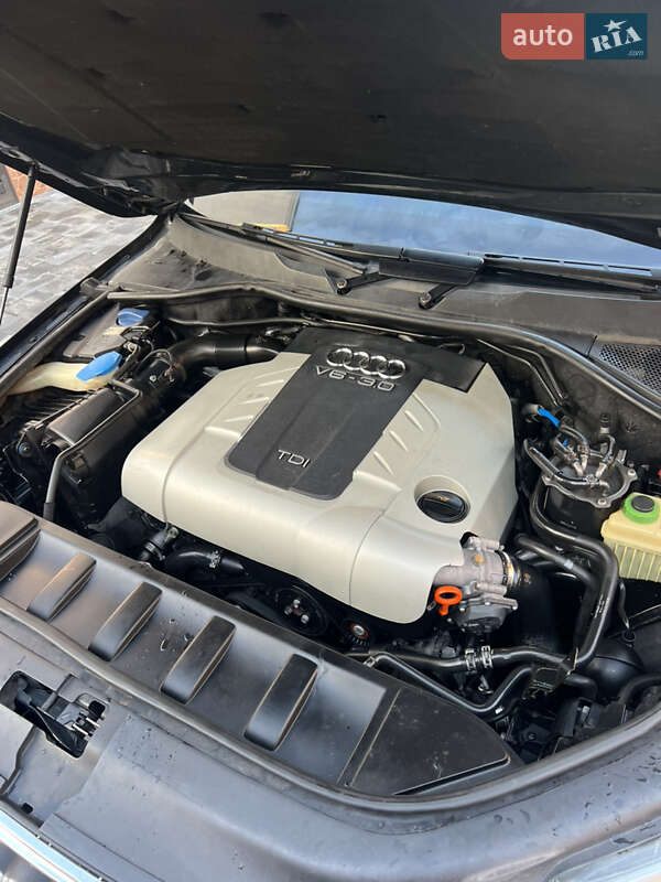 Внедорожник / Кроссовер Audi Q7 2007 в Хусте