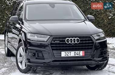 Внедорожник / Кроссовер Audi Q7 2017 в Ровно