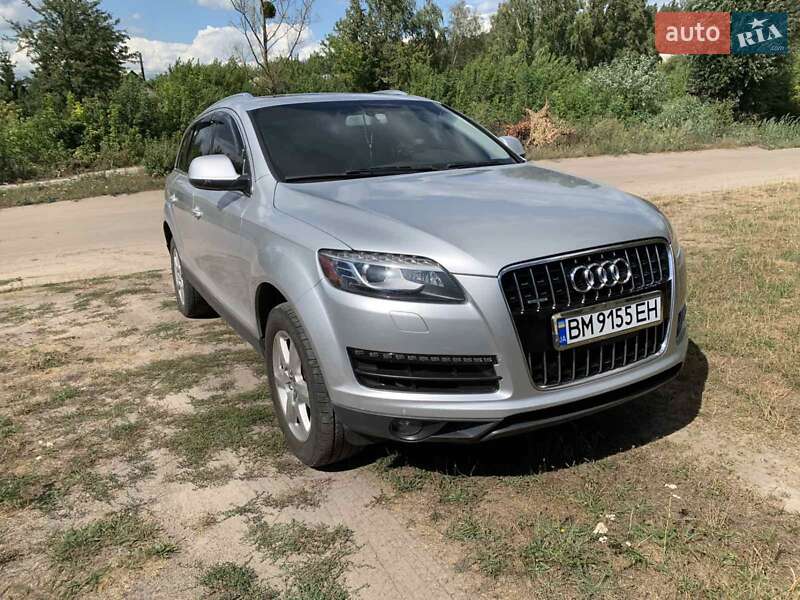 Позашляховик / Кросовер Audi Q7 2013 в Тростянці