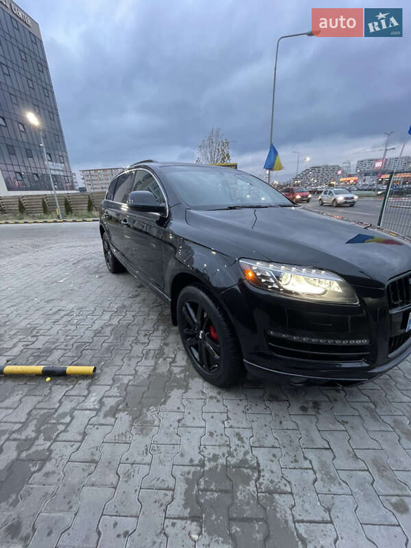 Внедорожник / Кроссовер Audi Q7 2010 в Измаиле