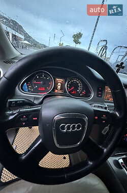 Внедорожник / Кроссовер Audi Q7 2007 в 
