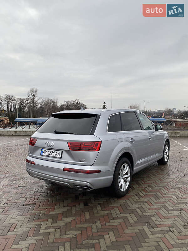 Позашляховик / Кросовер Audi Q7 2018 в Харкові