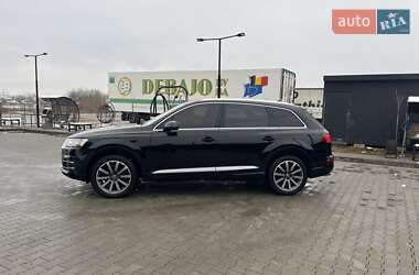 Позашляховик / Кросовер Audi Q7 2016 в Калуші