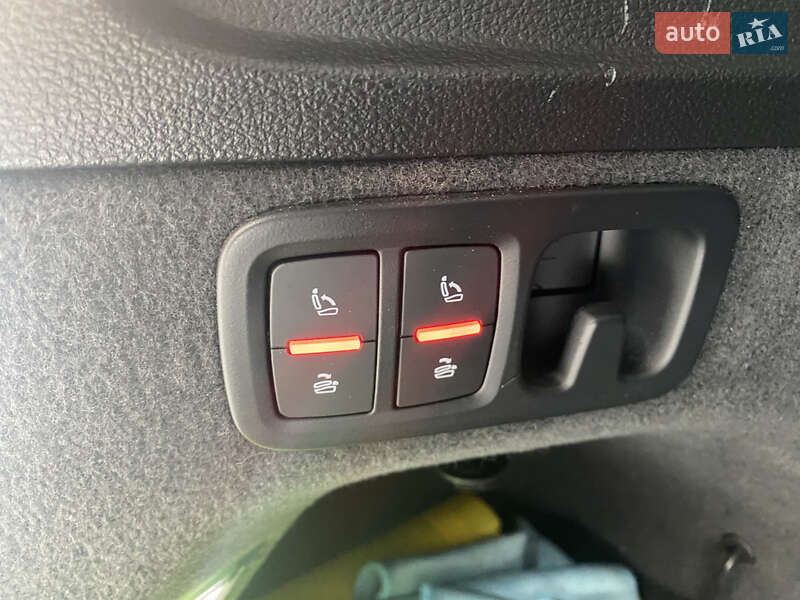 Внедорожник / Кроссовер Audi Q7 2016 в Киеве фото 30 Внедорожник / Кроссовер Audi Q7 2016 в Киеве