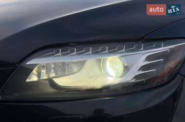 Позашляховик / Кросовер Audi Q7 2011 в 