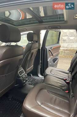 Позашляховик / Кросовер Audi Q7 2013 в Києві