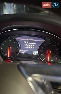 Внедорожник / Кроссовер Audi Q7 2017 в 