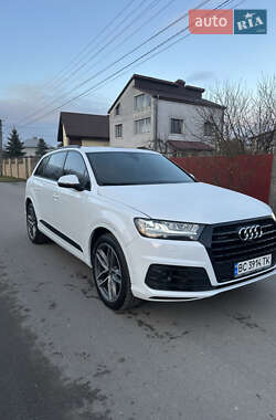 Позашляховик / Кросовер Audi Q7 2017 в Львові