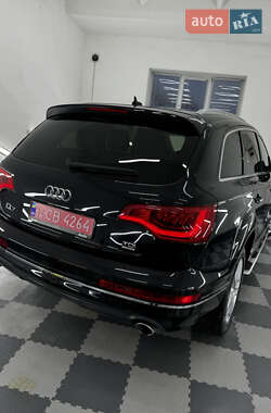 Позашляховик / Кросовер Audi Q7 2012 в Трускавці