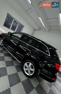 Позашляховик / Кросовер Audi Q7 2012 в Трускавці