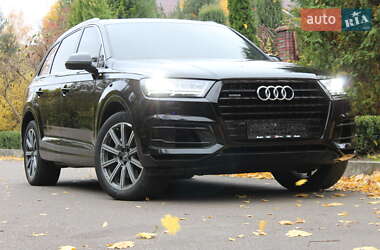 Внедорожник / Кроссовер Audi Q7 2018 в Дубно