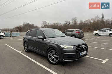 Позашляховик / Кросовер Audi Q7 2016 в Ірпені