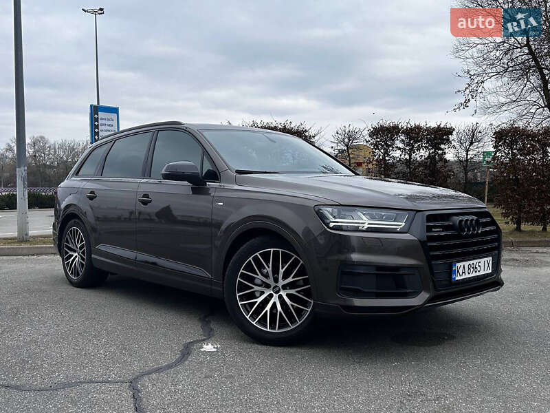 Audi Q7 2016