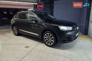 Позашляховик / Кросовер Audi Q7 2018 в Києві