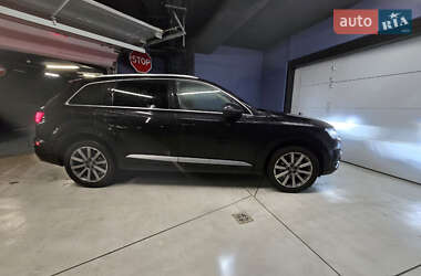 Позашляховик / Кросовер Audi Q7 2018 в Києві