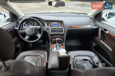 Позашляховик / Кросовер Audi Q7 2014 в 