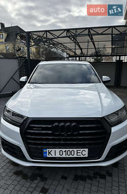 Позашляховик / Кросовер Audi Q7 2016 в Києві