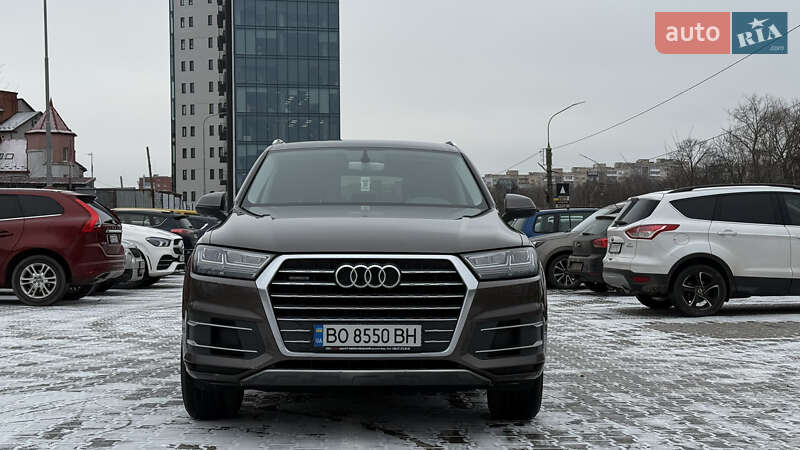 Позашляховик / Кросовер Audi Q7 2016 в Тернополі