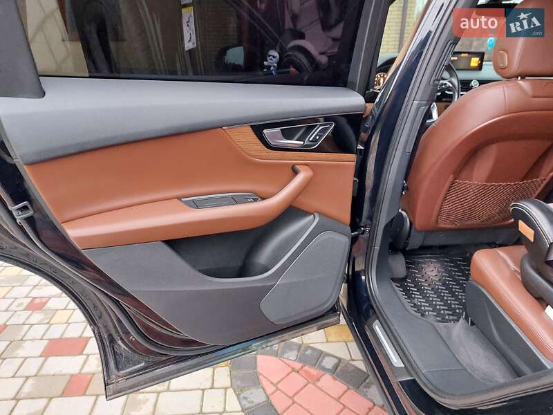 Позашляховик / Кросовер Audi Q7 2016 в Луцьку фото 23 Позашляховик / Кросовер Audi Q7 2016 в Луцьку