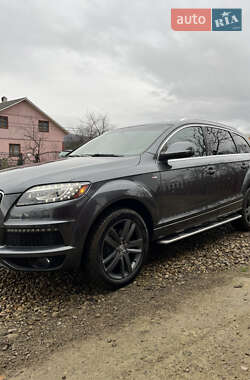 Позашляховик / Кросовер Audi Q7 2010 в 