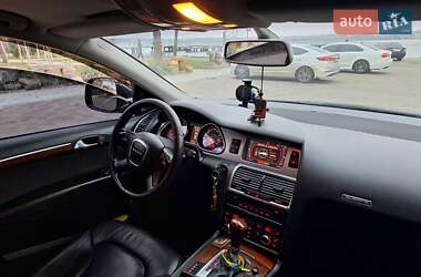 Внедорожник / Кроссовер Audi Q7 2007 в 