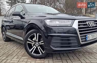 Внедорожник / Кроссовер Audi Q7 2016 в 
