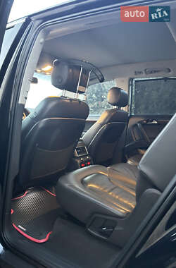 Внедорожник / Кроссовер Audi Q7 2012 в 