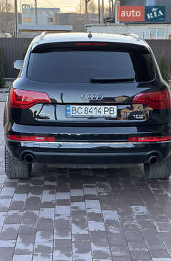Внедорожник / Кроссовер Audi Q7 2010 в 