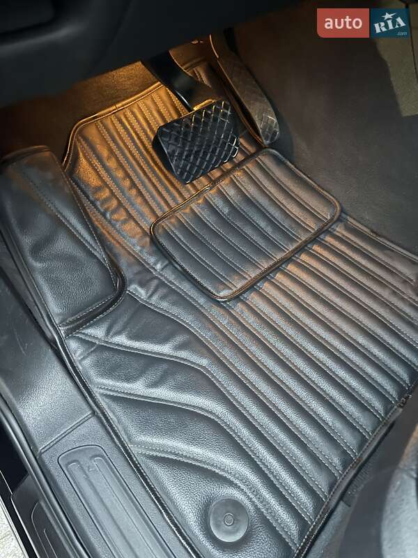 Внедорожник / Кроссовер Audi Q7 2013 в Измаиле