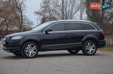 Позашляховик / Кросовер Audi Q7 2010 в Павлограді