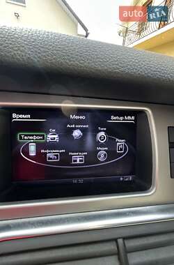 Позашляховик / Кросовер Audi Q7 2012 в 
